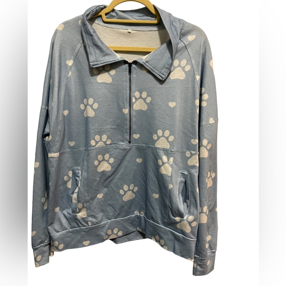 Long sleeve sweatshirt - puppy paws - size 2XL